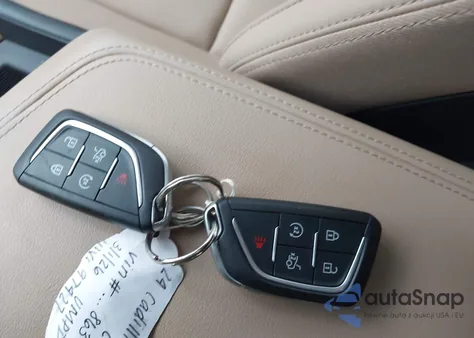 2024 Cadillac Ct5 Premium Luxury z USA, uszkodzony, nr VIN 1G6DT5RK7R0128634